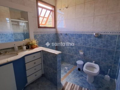 Casa à venda com 430m², 4 quartos, 1 suíte, 4 vagas no bairro Lagoa da Conceição em Florianópolis - Foto 18