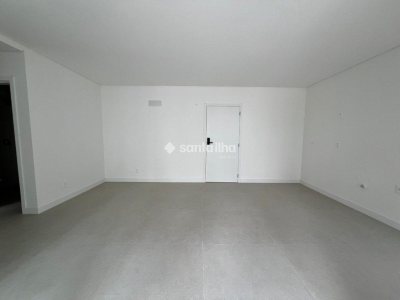 Apartamento à venda com 73m², 2 quartos, 1 suíte, 1 vaga no bairro Centro em Florianópolis - Foto 5