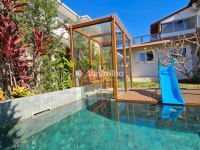 Casa em Condomínio à venda com 347m², 4 quartos, 1 suíte, 3 vagas no bairro Rio Tavares em Florianópolis - Foto 9