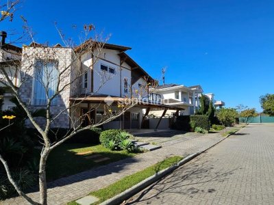 Casa em Condomínio à venda com 347m², 4 quartos, 1 suíte, 3 vagas no bairro Rio Tavares em Florianópolis - Foto 3