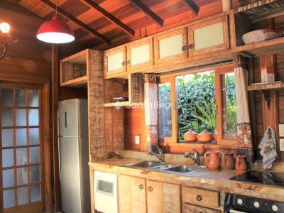 Casa à venda com 209m², 4 quartos, 1 suíte, 3 vagas no bairro Campeche em Florianópolis - Foto 6