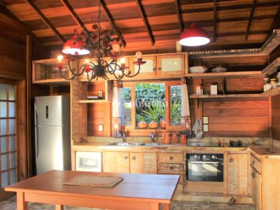 Casa à venda com 209m², 4 quartos, 1 suíte, 3 vagas no bairro Campeche em Florianópolis - Foto 8