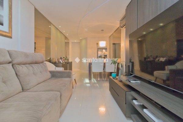 Apartamento à venda com 87m², 2 quartos, 2 suítes, 2 vagas no bairro João Paulo em Florianópolis
