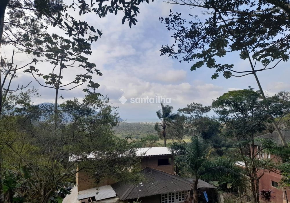 Terreno à venda com 702m² no bairro Pântano do Sul em Florianópolis - Foto 1