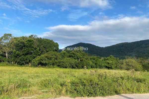Terreno à venda com 454m², 1 vaga no bairro Ribeirão da Ilha em Florianópolis