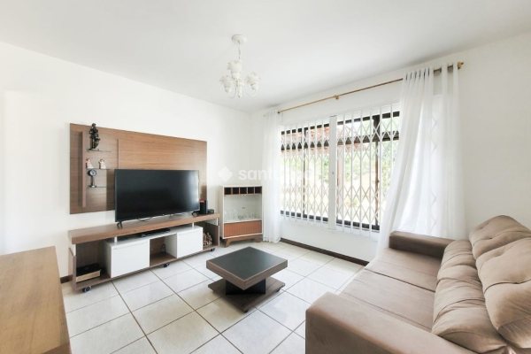 Casa à venda com 380m², 4 quartos, 2 suítes, 6 vagas no bairro Campeche em Florianópolis