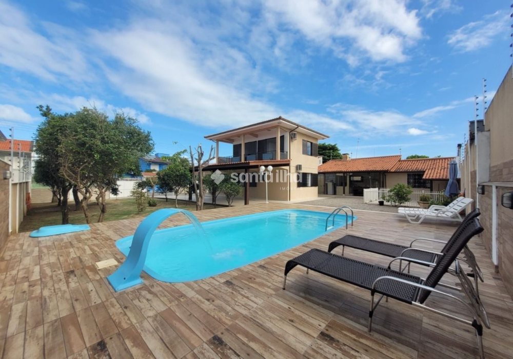 Casa à venda com 380m², 4 quartos, 2 suítes, 6 vagas no bairro Campeche em Florianópolis - Foto 1