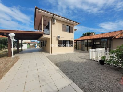 Casa à venda com 380m², 4 quartos, 2 suítes, 6 vagas no bairro Campeche em Florianópolis - Foto 30