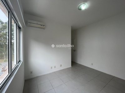 Apartamento para alugar com 74m², 2 quartos, 1 suíte, 1 vaga no bairro Campeche em Florianopolis - Foto 17