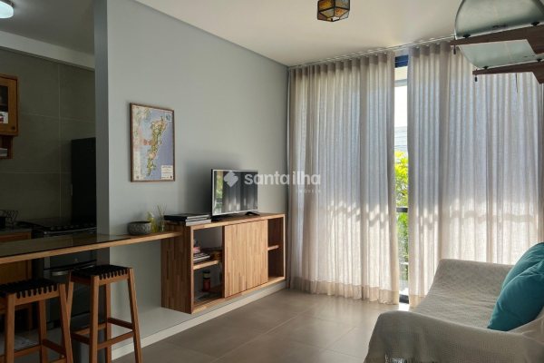 Apartamento à venda com 103m², 2 quartos, 1 suíte, 2 vagas no bairro Lagoa da Conceição em Florianópolis