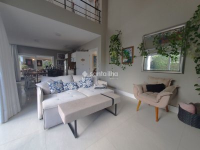 Casa em Condomínio à venda com 340m², 2 quartos, 2 suítes, 4 vagas no bairro Rio Tavares em Florianópolis - Foto 4