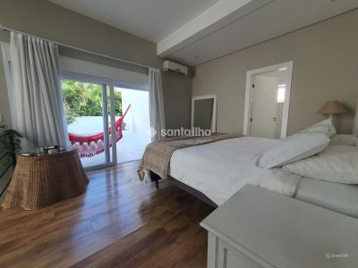 Casa em Condomínio à venda com 340m², 2 quartos, 2 suítes, 4 vagas no bairro Rio Tavares em Florianópolis - Foto 10