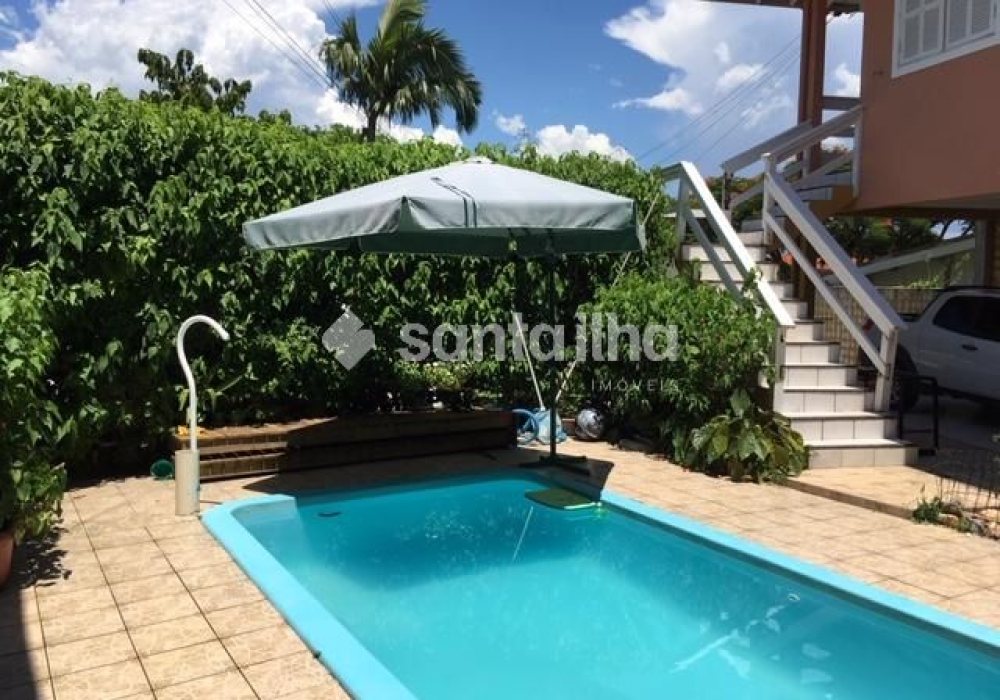 Casa à venda com 360m², 10 quartos, 5 suítes, 5 vagas no bairro Rio Tavares em Florianópolis - Foto 1