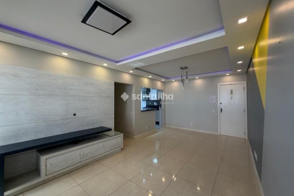 Apartamento à venda com 91m², 3 quartos, 1 suíte, 1 vaga no bairro Carvoeira em Florianópolis
