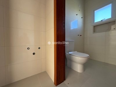 Casa à venda com 138m², 3 quartos, 1 suíte, 1 vaga no bairro Campeche em Florianópolis - Foto 16
