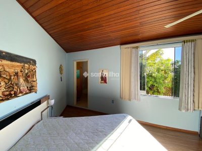 Casa à venda com 180m², 3 quartos, 1 suíte, 2 vagas no bairro Armação em Florianópolis - Foto 18