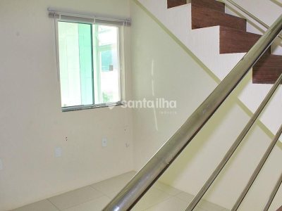 Casa à venda com 145m², 2 quartos, 1 suíte, 2 vagas no bairro Pântano do Sul em Florianópolis - Foto 2