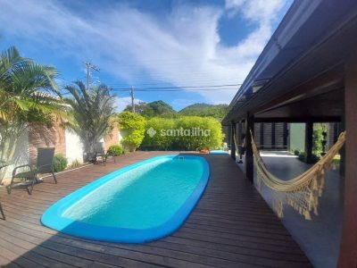Casa à venda com 300m², 4 quartos, 1 suíte, 4 vagas no bairro Rio Tavares em Florianópolis - Foto 6