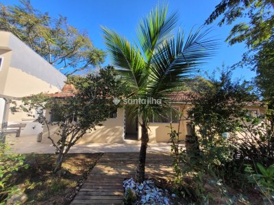 Casa à venda com 290m², 4 quartos, 1 suíte, 4 vagas no bairro Rio Tavares em Florianópolis - Foto 2