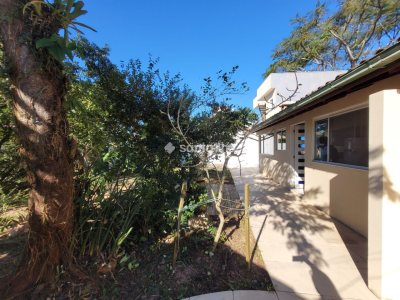 Casa à venda com 290m², 4 quartos, 1 suíte, 4 vagas no bairro Rio Tavares em Florianópolis - Foto 19