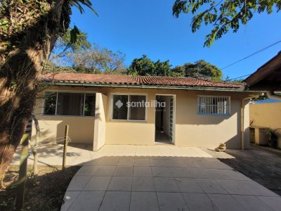 Casa à venda com 290m², 4 quartos, 1 suíte, 4 vagas no bairro Rio Tavares em Florianópolis - Foto 10