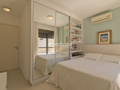 Apartamento à venda com 170m², 3 quartos, 2 suítes, 2 vagas no bairro Centro em Florianópolis - Foto 46