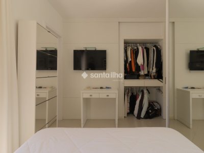 Apartamento à venda com 170m², 3 quartos, 2 suítes, 2 vagas no bairro Centro em Florianópolis - Foto 41