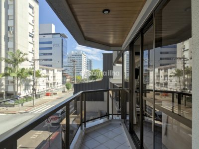 Apartamento à venda com 170m², 3 quartos, 2 suítes, 2 vagas no bairro Centro em Florianópolis - Foto 10