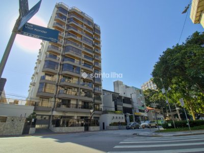 Apartamento à venda com 170m², 3 quartos, 2 suítes, 2 vagas no bairro Centro em Florianópolis - Foto 2