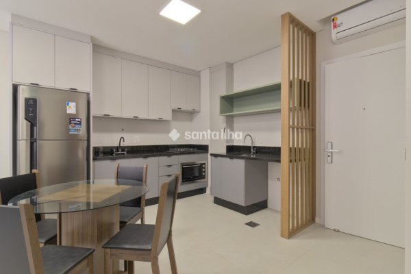Studio à venda com 38m², 1 quarto, 1 vaga no bairro Trindade em Florianópolis