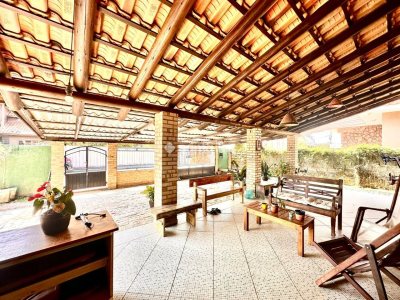 Casa à venda com 168m², 3 quartos, 1 suíte, 4 vagas no bairro Campeche em Florianópolis - Foto 17