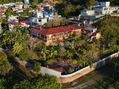 Casa à venda com 678m², 6 quartos, 1 suíte, 3 vagas no bairro Centro em Florianópolis - Foto 5