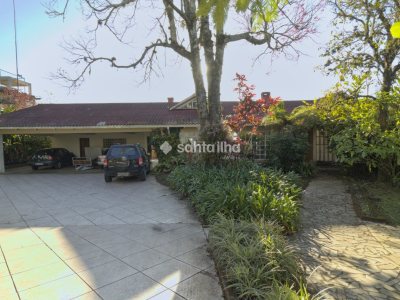 Casa à venda com 678m², 6 quartos, 1 suíte, 3 vagas no bairro Centro em Florianópolis - Foto 9