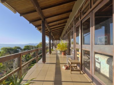 Casa à venda com 678m², 6 quartos, 1 suíte, 3 vagas no bairro Centro em Florianópolis - Foto 18