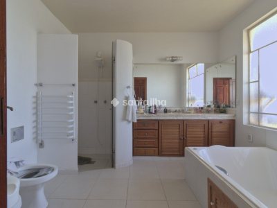 Casa à venda com 678m², 6 quartos, 1 suíte, 3 vagas no bairro Centro em Florianópolis - Foto 28