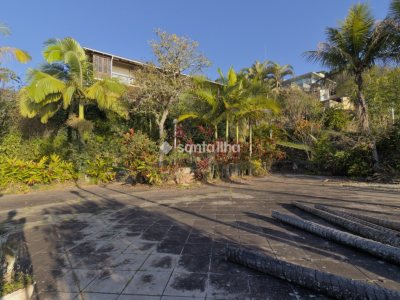 Casa à venda com 678m², 6 quartos, 1 suíte, 3 vagas no bairro Centro em Florianópolis - Foto 36