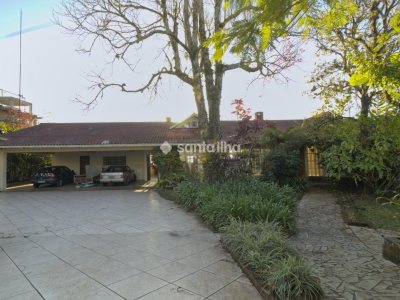 Casa à venda com 678m², 6 quartos, 1 suíte, 3 vagas no bairro Centro em Florianópolis - Foto 38