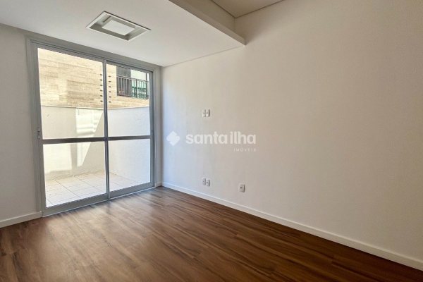 Apartamento à venda com 60m², 2 quartos, 1 suíte, 1 vaga no bairro Campeche em Florianópolis