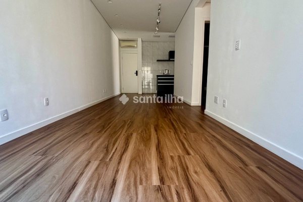Apartamento à venda com 60m², 2 quartos, 1 suíte, 1 vaga no bairro Campeche em Florianópolis