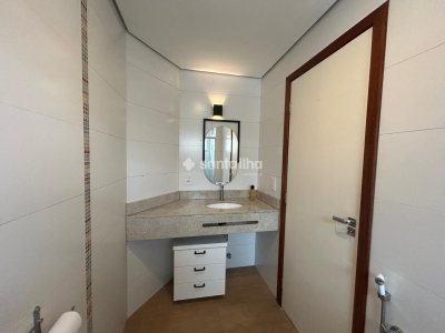 Apartamento à venda com 230m², 4 quartos, 4 suítes, 3 vagas no bairro Lagoa da Conceição em Florianópolis - Foto 50
