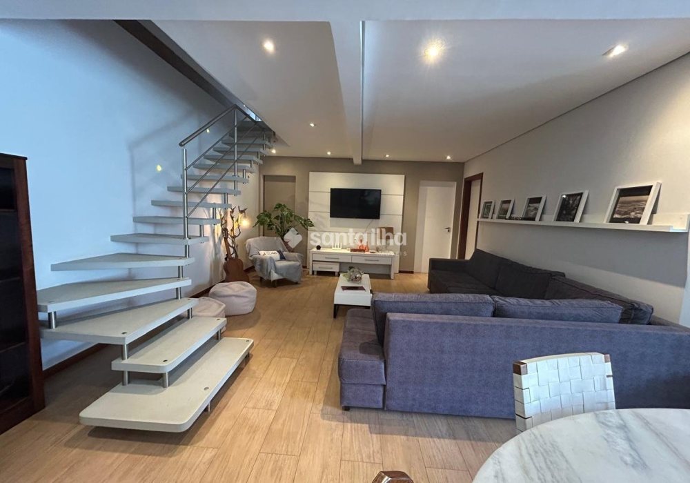 Apartamento à venda com 230m², 4 quartos, 4 suítes, 3 vagas no bairro Lagoa da Conceição em Florianópolis - Foto 1