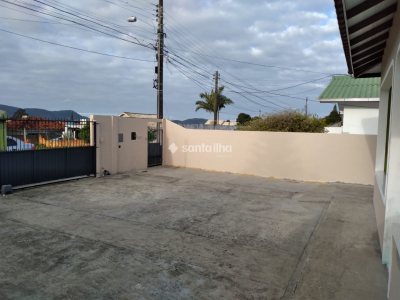 Casa à venda com 160m², 4 quartos, 8 vagas no bairro Tapera da Base em Florianópolis - Foto 4