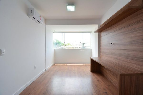 Apartamento à venda com 86m², 3 quartos, 1 suíte, 1 vaga no bairro Estreito em Florianópolis