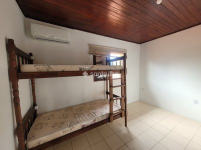 Casa à venda com 210m², 5 quartos, 1 suíte, 4 vagas no bairro Campeche em Florianópolis - Foto 11
