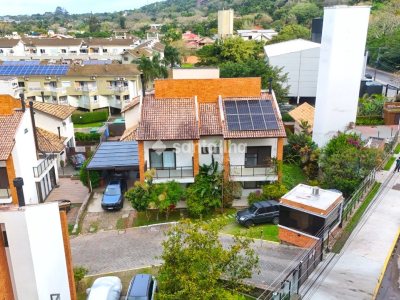 Casa em Condomínio à venda com 111m², 3 quartos, 3 suítes, 2 vagas no bairro Lagoa da Conceição em Florianópolis - Foto 30