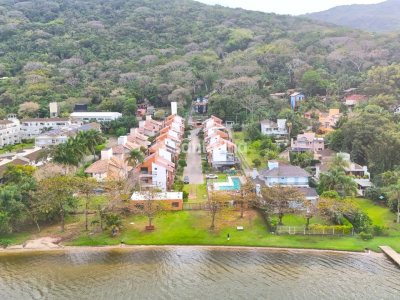 Casa em Condomínio à venda com 111m², 3 quartos, 3 suítes, 2 vagas no bairro Lagoa da Conceição em Florianópolis - Foto 36
