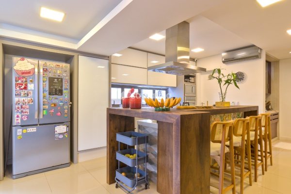 Casa em Condomínio à venda com 111m², 3 quartos, 3 suítes, 2 vagas no bairro Lagoa da Conceição em Florianópolis