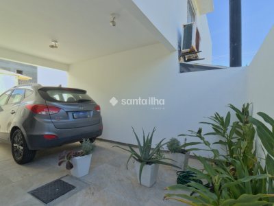 Casa à venda com 132m², 3 quartos, 1 suíte, 2 vagas no bairro Morro das Pedras em Florianópolis - Foto 3