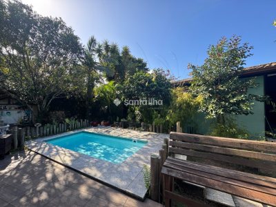 Casa à venda com 330m², 4 quartos, 2 suítes, 1 vaga no bairro Rio Tavares em Florianópolis - Foto 9