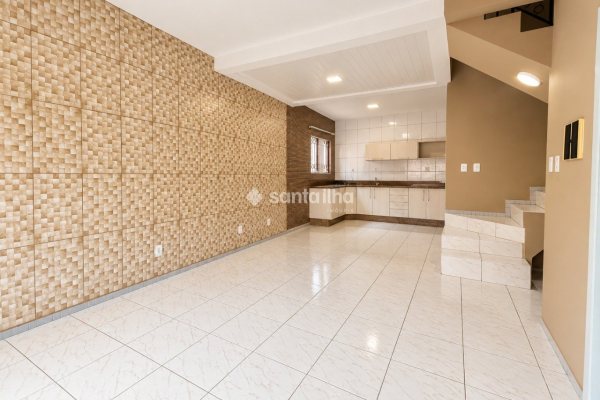 Casa à venda com 75m², 2 quartos, 2 vagas no bairro Campeche em Florianópolis